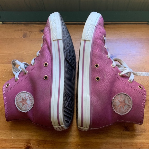 Converse AllStar Girlssize5 leather hi-top sneaker - Picture 3 of 8